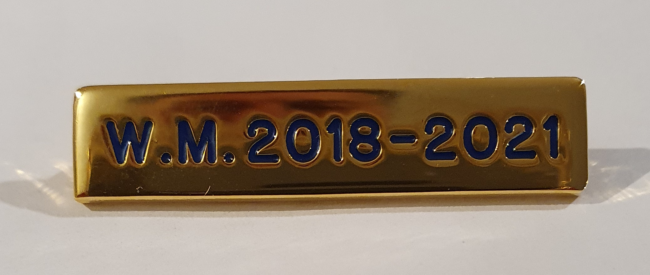Breast Jewel Middle Date Bar 'WM 2018-2021 - Blue Enameled Lettering - Click Image to Close